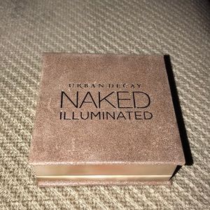 Urban Decay Naked Illuminated Highlighter